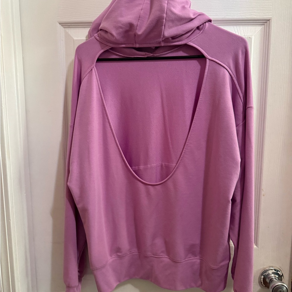 Alo Yoga Lavender Open Back Hoodie Size Small lightweight